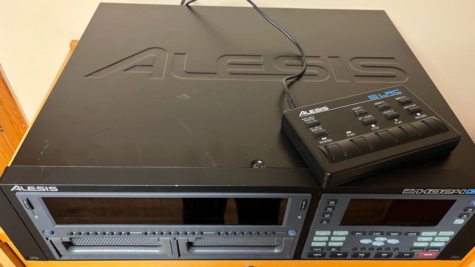 Grabador Alesis HD24XR