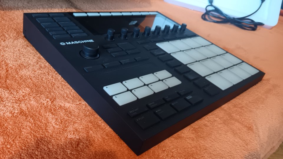 Maschine MK 3 + Decksaver