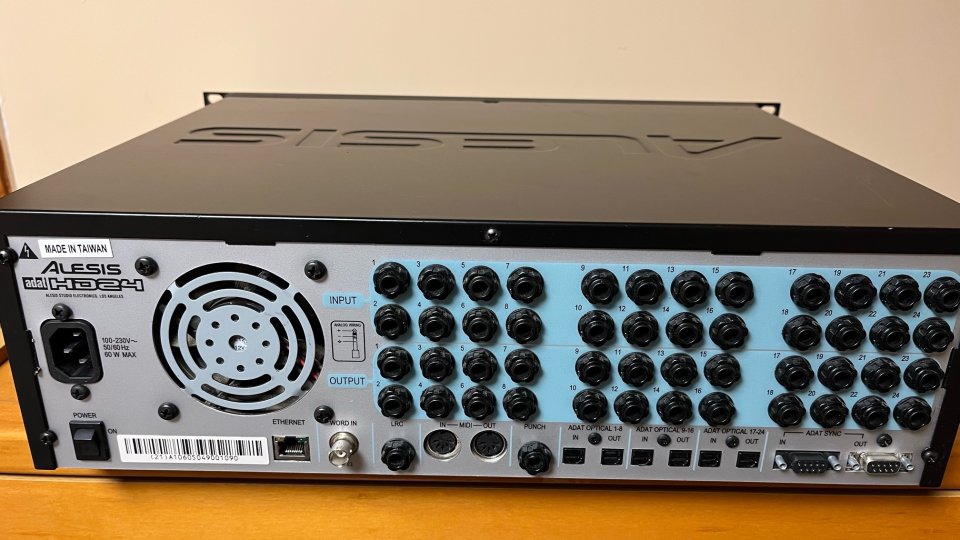 Grabador Alesis HD24XR