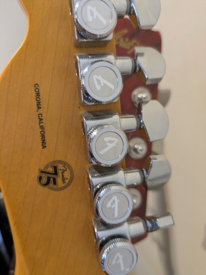Vendo Telecaster American Ultra 75 anniversary de segunda mano · Foto 4 de 4 · Barcelona · 1999 €
