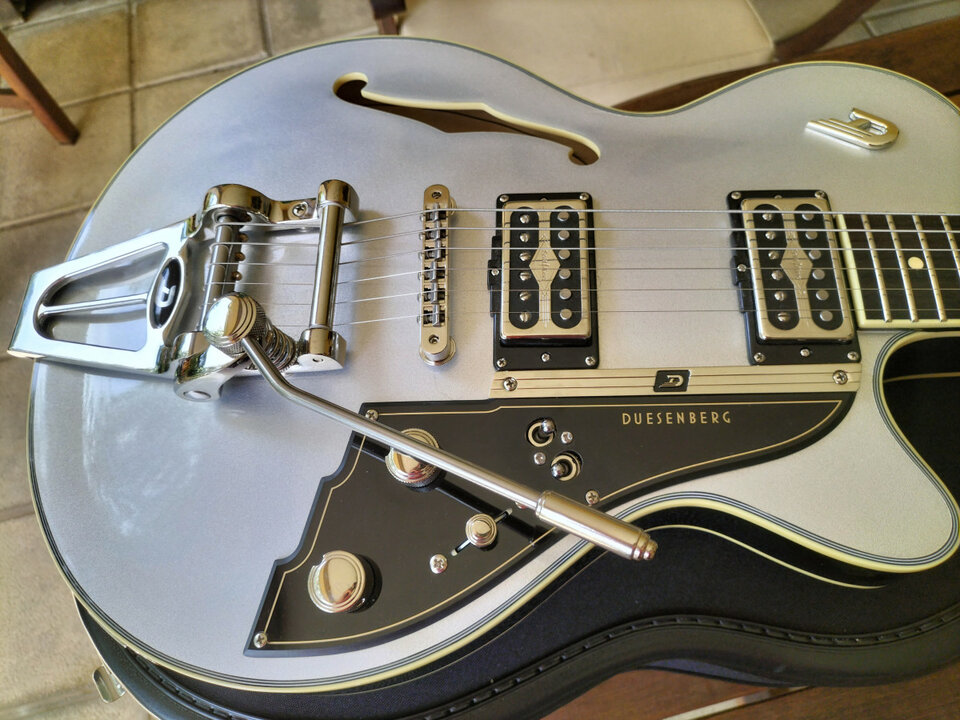 DUESENBERG TV 25Th ANIVERSARY