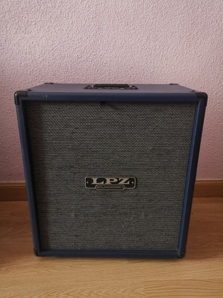 Pantalla Bezier Guitars (Medidas Mesa Boogie Mini Rectifier Recto abierta)