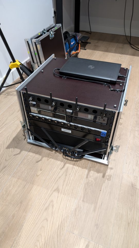 Sistema de monitores inalámbrico