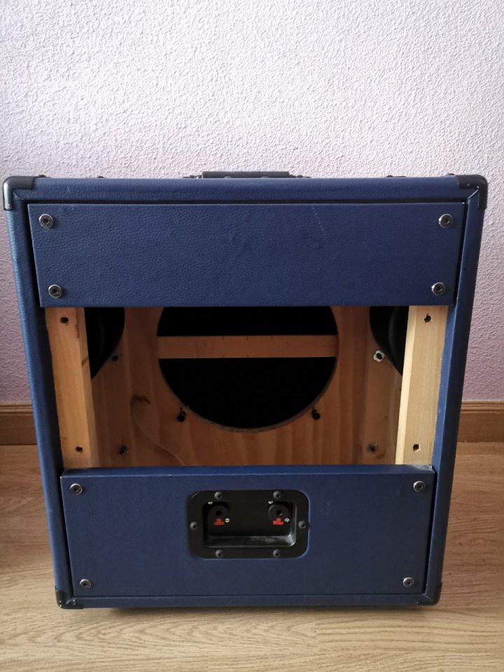 Pantalla Bezier Guitars (Medidas Mesa Boogie Mini Rectifier Recto abierta)