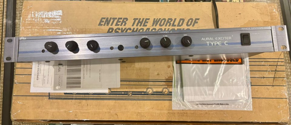Aphex Aural Exciter Type C - New old stock de segunda mano · Foto 1 de 9 · A Coruña · 120 €