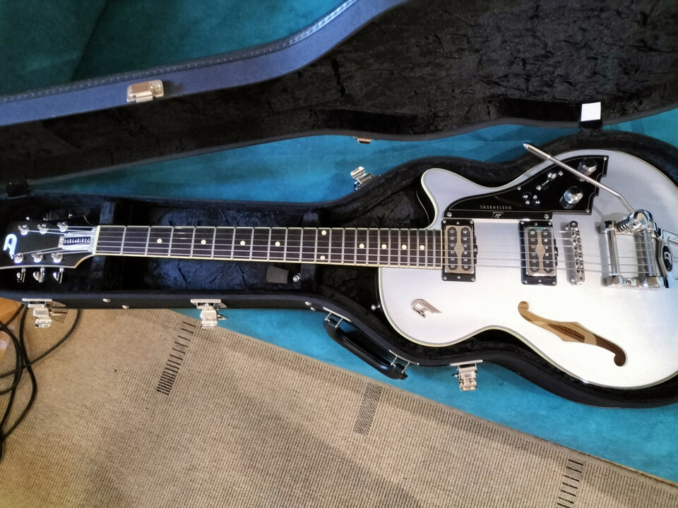 DUESENBERG TV 25Th ANIVERSARY