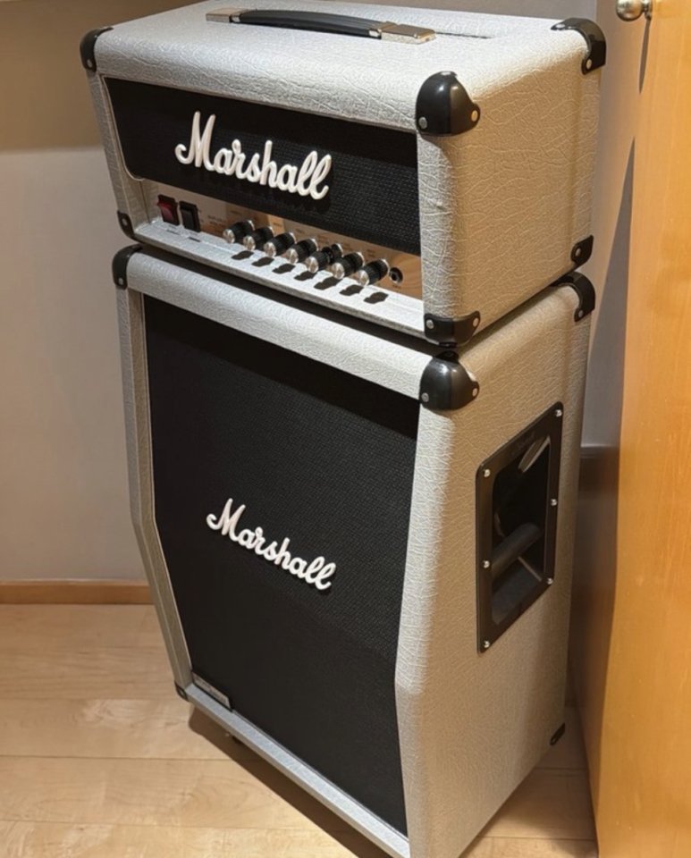Amplificador Marshall Silver Jubilee + Pantalla de segunda mano · Foto 2 de 9 · Valencia · 900 €