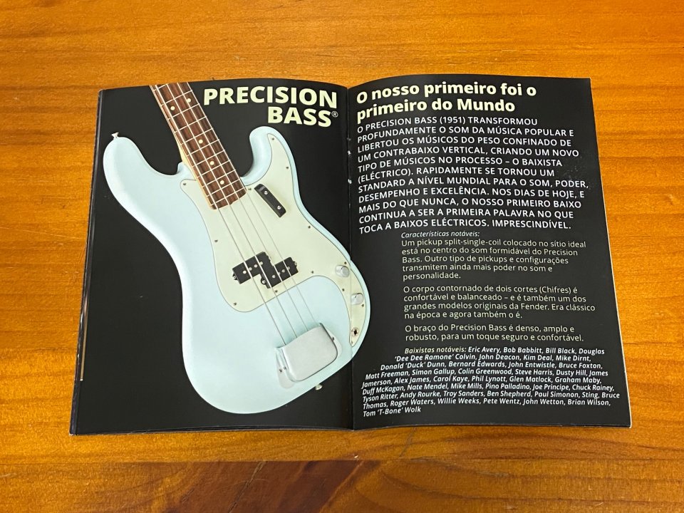Catálogo Bajos Fender 2013 Edición portuguesa de segunda mano · Foto 7 de 10 · Badajoz · 20 €