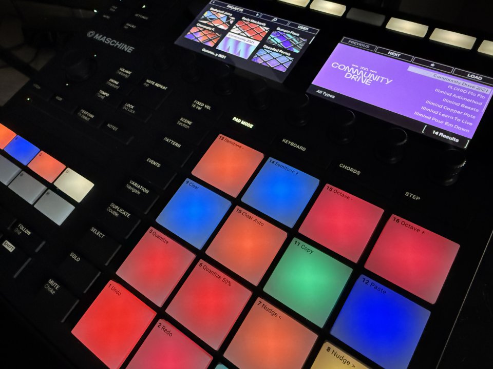 NI Maschine Mk3 + Maschine 3.0 + Komplete 14 + Decksaver