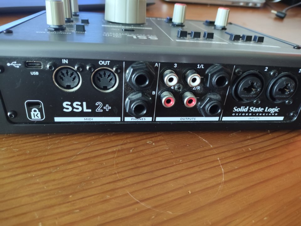Interfaz de audio SSL 2+ de segunda mano · Foto 3 de 3 · Guadalajara · 150 €