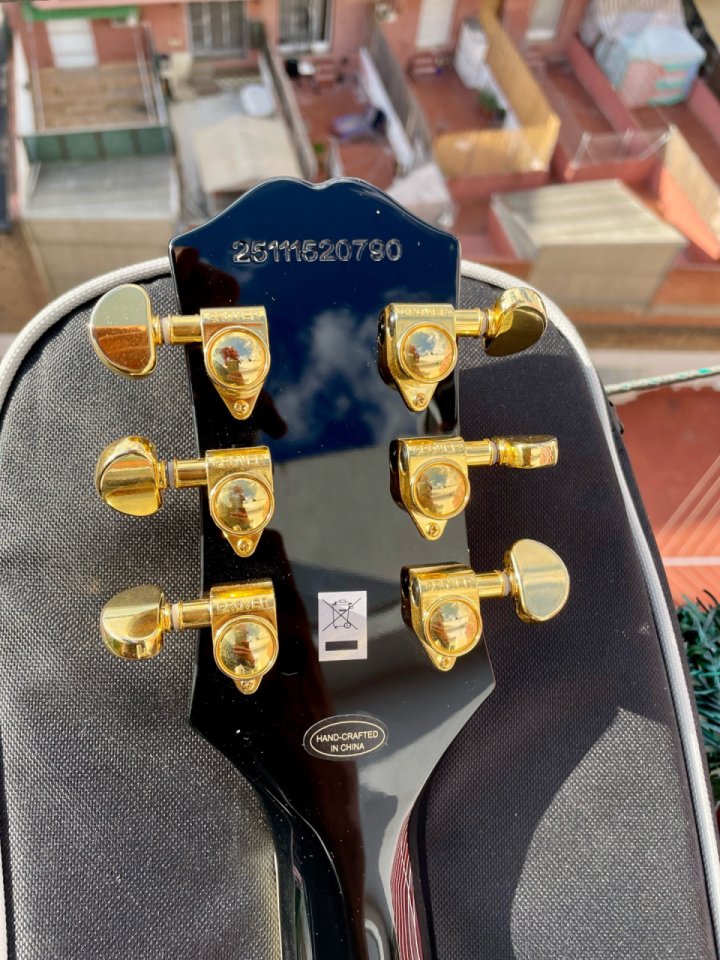 Epiphone Les Paul Custom 2025 de segunda mano · Foto 6 de 8 · Barcelona · 545 €