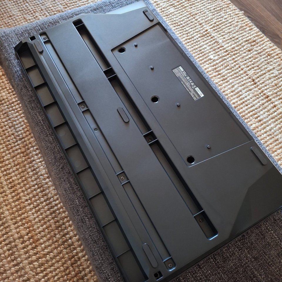Korg Wavestate MkII en su caja