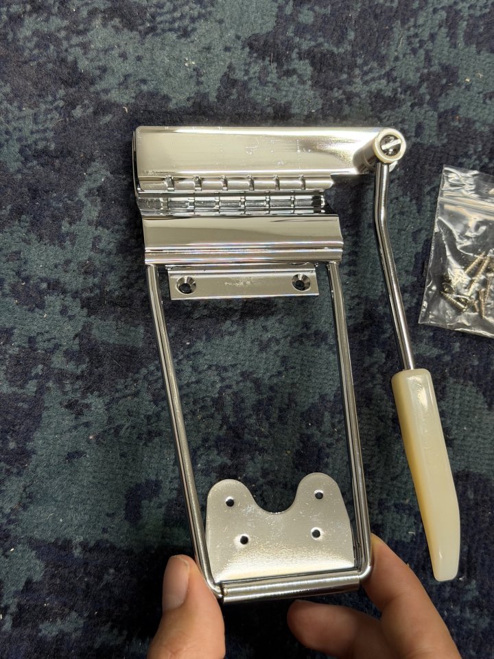 Gibson Maestro Vibrola - Chrome de segunda mano · Foto 2 de 6 · Segovia · 220 €