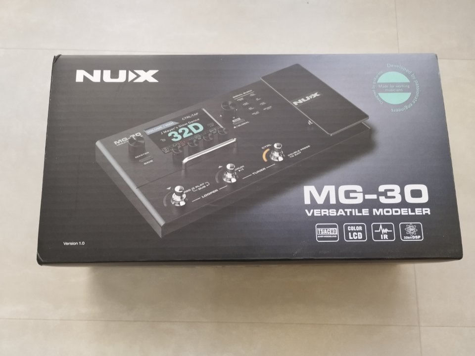 Pedalera multiefectos Nux MG-30
