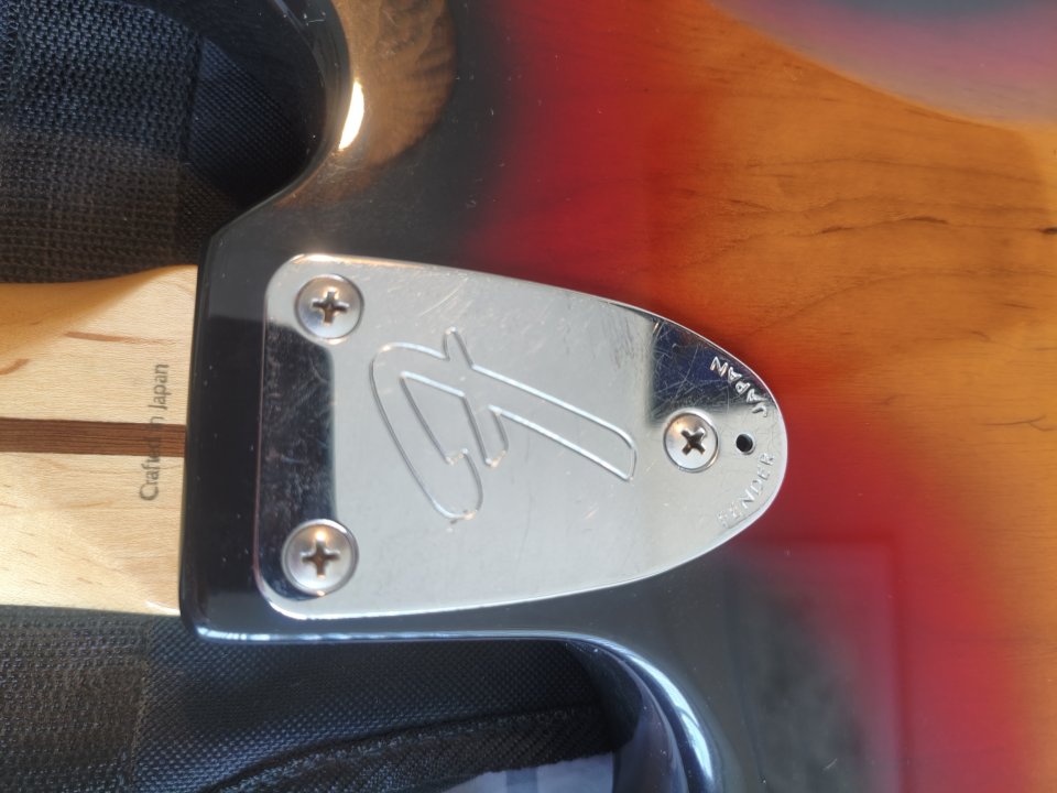 Fender Jazz bass JB75-90US (3-tone sunburst, CIJ, 1997) de segunda mano · Foto 3 de 10 · Madrid · 1070 €