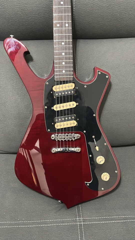 Ibanez fireman 150
