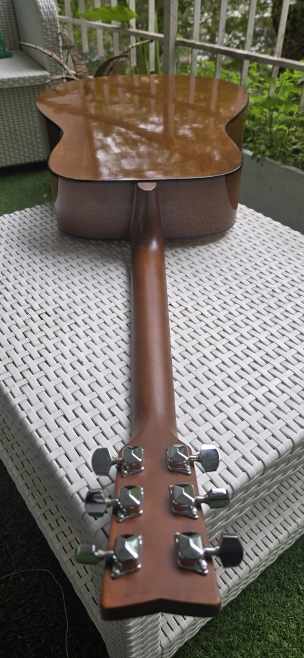 Guitarra Acústica Yamaha