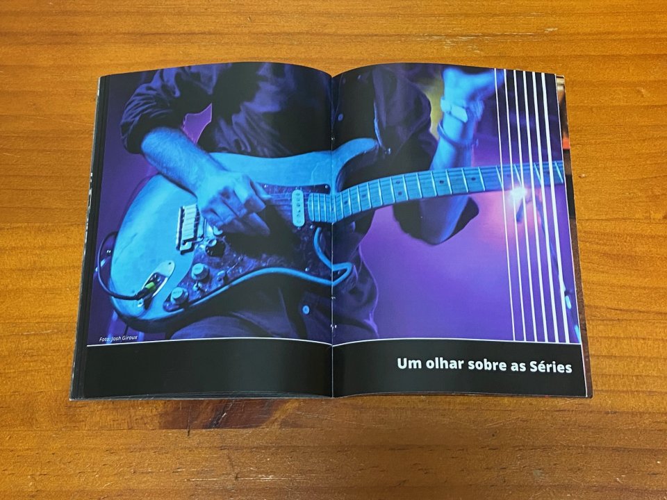 Catálogo Guitarras Fender 2013 Edición portuguesa de segunda mano · Foto 6 de 10 · Badajoz · 20 €
