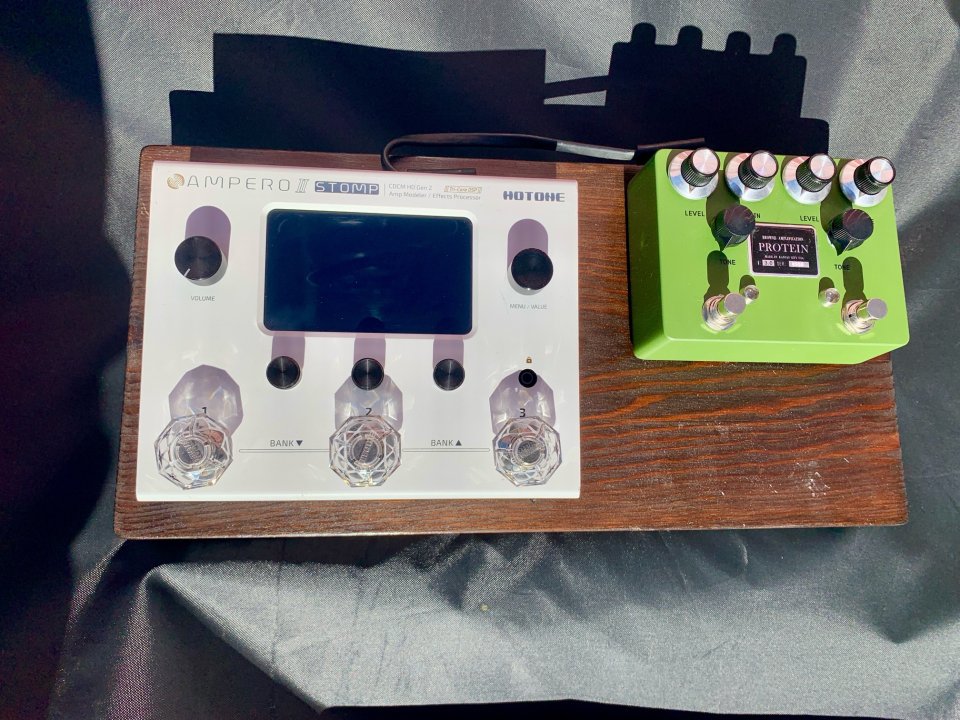 Hotone Ampero 2 Stomp