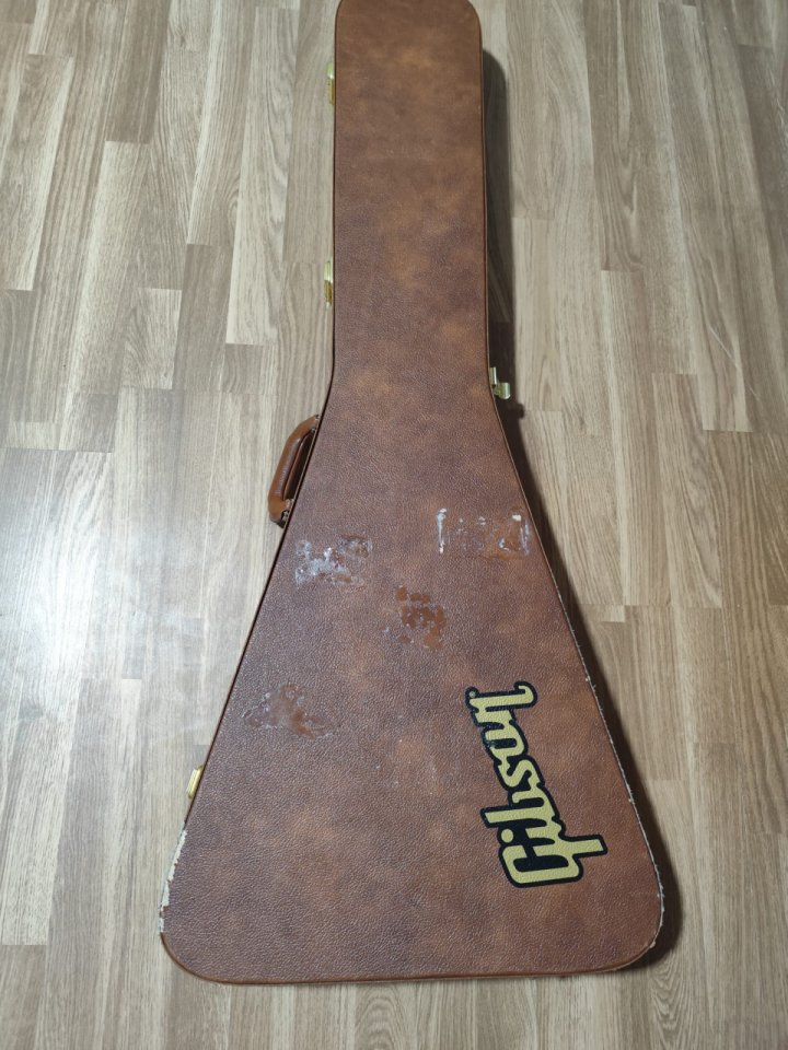 Gibson 70s Flying V Blanco Clasico de segunda mano · Foto 8 de 9 · Barcelona · 1800 €