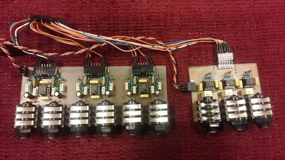 previo crossover behringer ultradriver