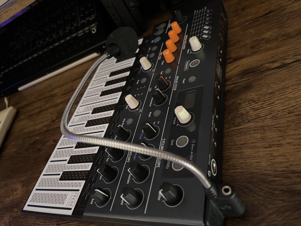 Arturia Microfreak de segunda mano · Foto 2 de 9 · Cádiz · 150 €