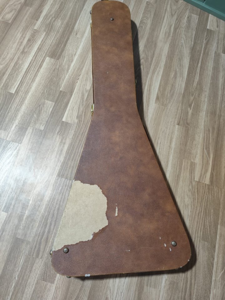 Gibson 70s Flying V Blanco Clasico de segunda mano · Foto 9 de 9 · Barcelona · 1800 €