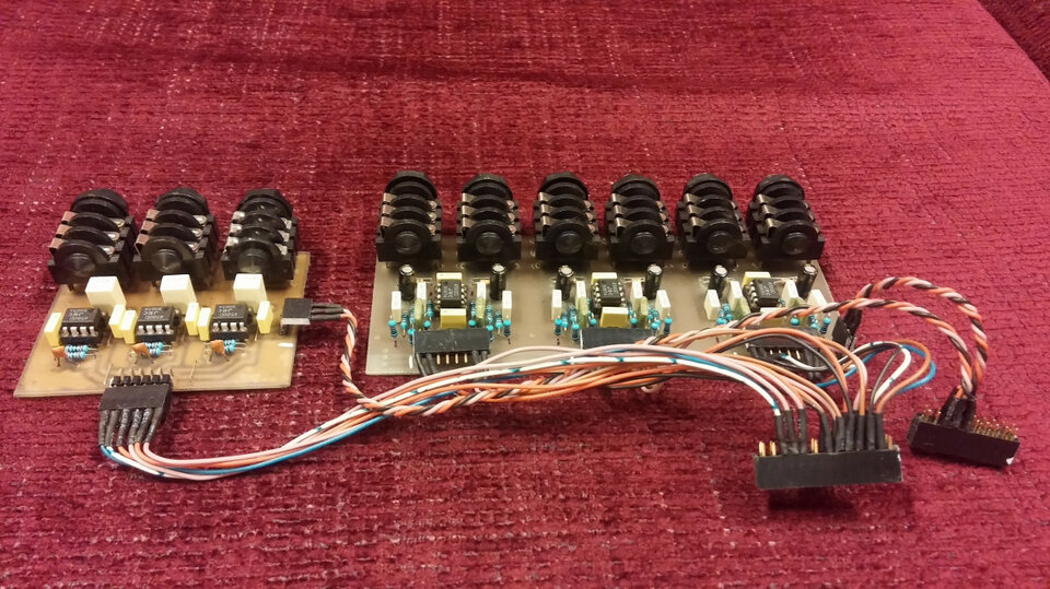 previo crossover behringer ultradriver