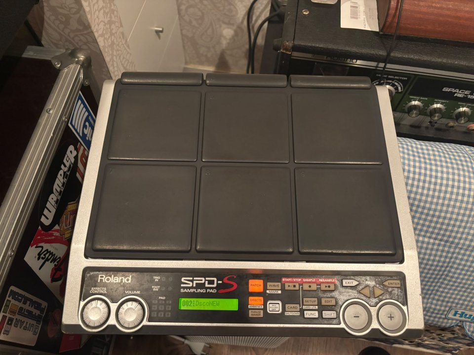 Roland SPD-S Sampling Pad de segunda mano · Foto 1 de 5 · A Coruña · 299 €