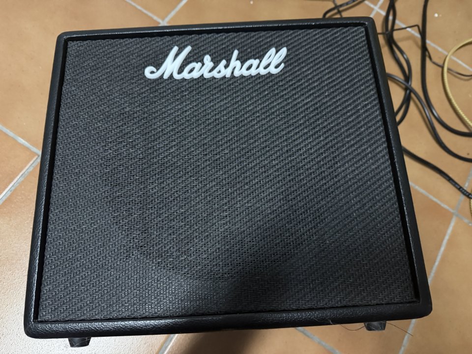 Epiphone Les Paul Jr. + Amplificador de segunda mano · Foto 6 de 7 · Cádiz · 380 €
