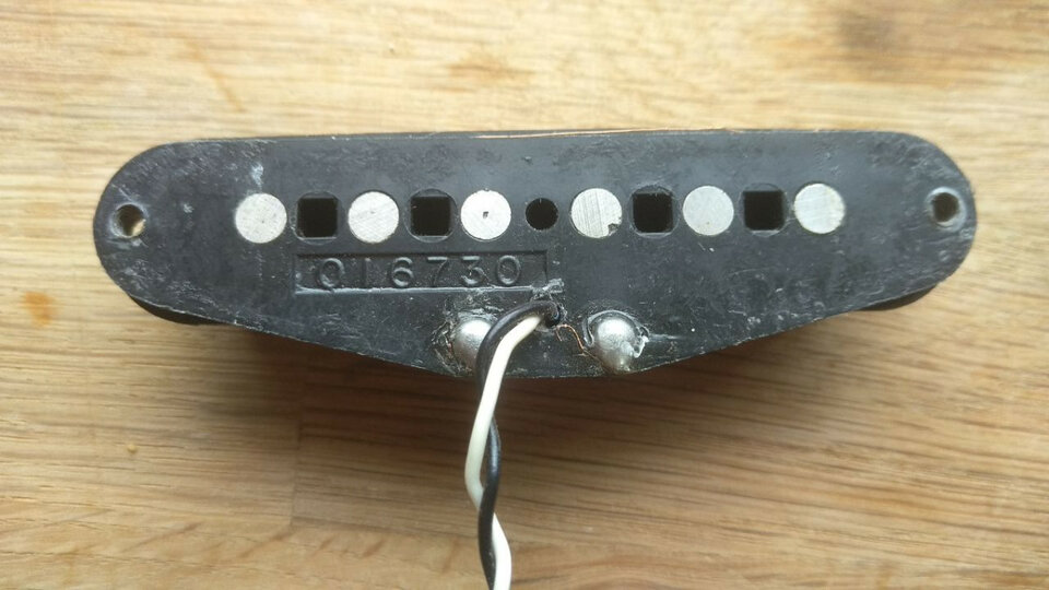 Pastilla FENDER de los 90s 7.4K Flat