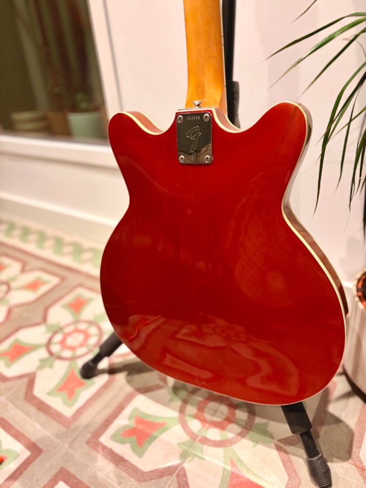 Fender Coronado II 1965 - Candy Apple Red (Custom color) de segunda mano · Foto 7 de 10 · Madrid · 3800 €
