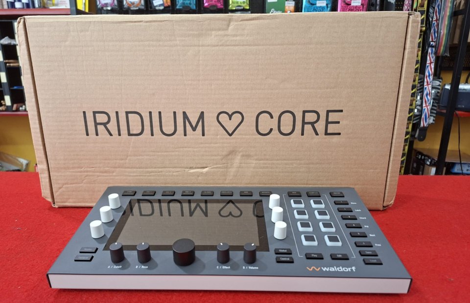 WALDORF IRIDIUM CORE de segunda mano · Foto 1 de 6 · Girona · 1249 €
