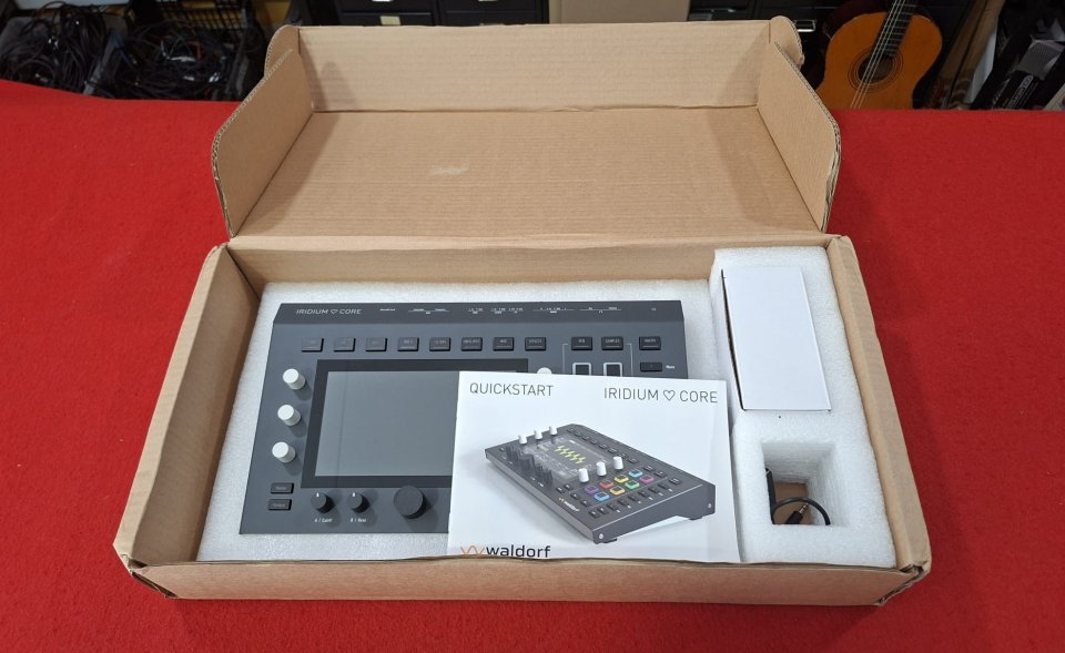 WALDORF IRIDIUM CORE de segunda mano · Foto 2 de 6 · Girona · 1249 €