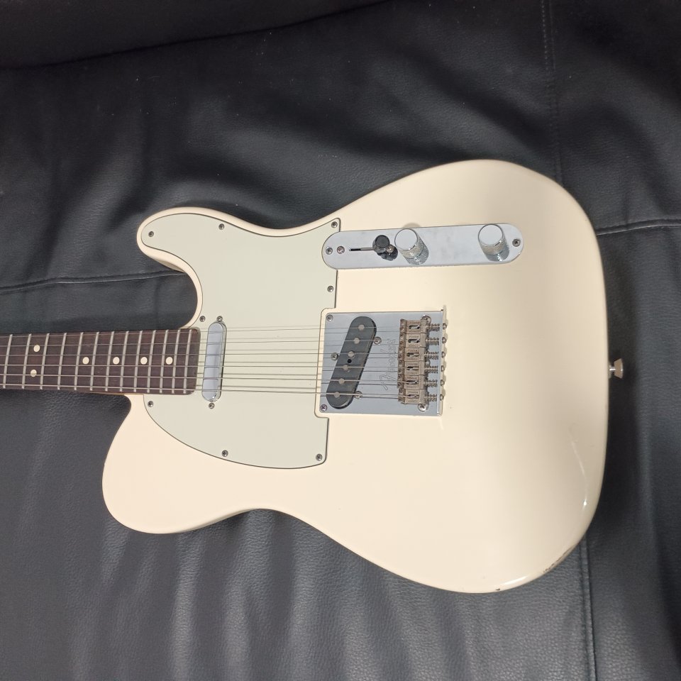 Fender Telecaster Límited Edition Made in Usa de segunda mano · Foto 2 de 10 · Málaga · 1000 €