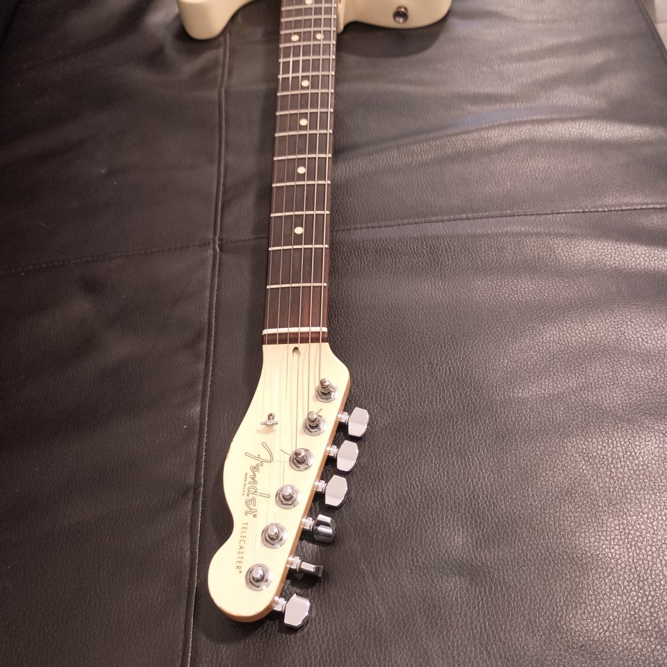 Fender Telecaster Límited Edition Made in Usa de segunda mano · Foto 3 de 10 · Málaga · 1000 €