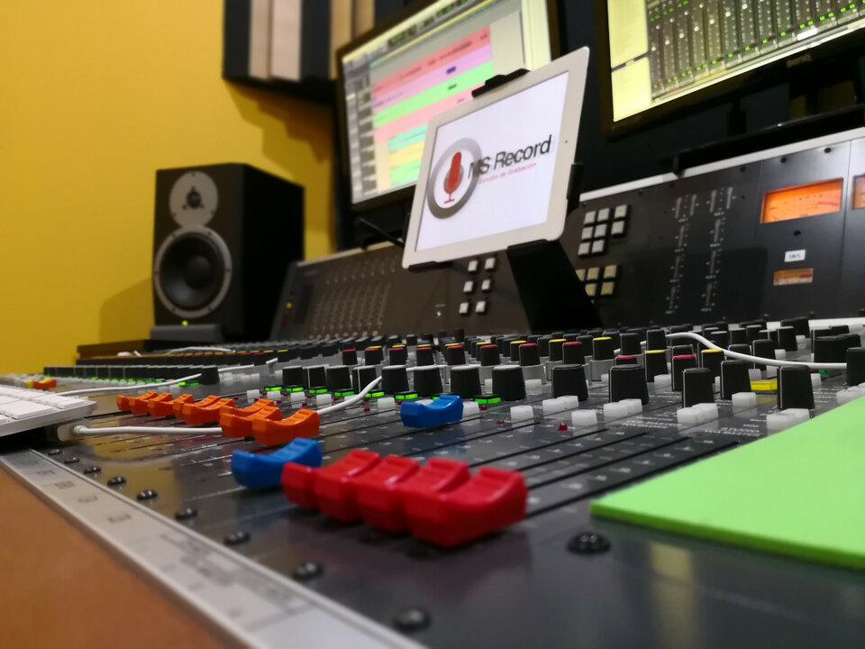 Mesa Mezclas Studer 928 de segunda mano · Foto 2 de 4 · Jaén · 6500 €