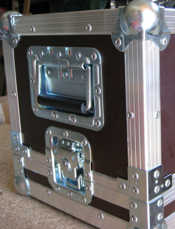 Herrajes de Flight cases - Hasta fin de stock por cierre de negocio