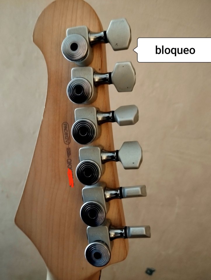 Guitarra eléctrica Yamaha pacífica 812v