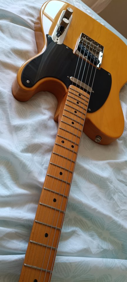 Guitarra eléctrica Squier Classic Vibe '50s de segunda mano · Foto 9 de 10 · Madrid · 300 €