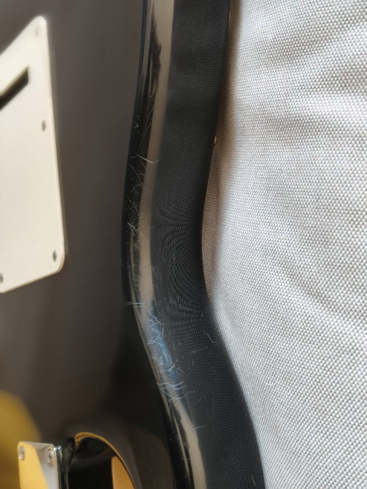 Fender Stratocaster MN 2004 SSH de segunda mano · Foto 10 de 10 · Madrid · 425 €