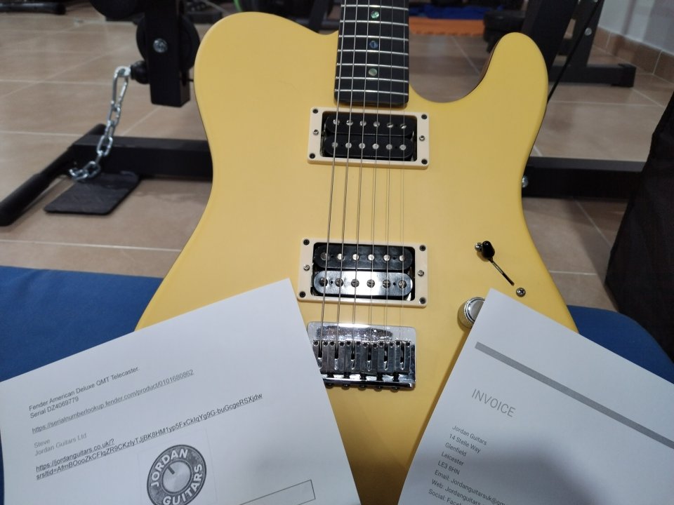 Fender telecaster american Deluxe QMT