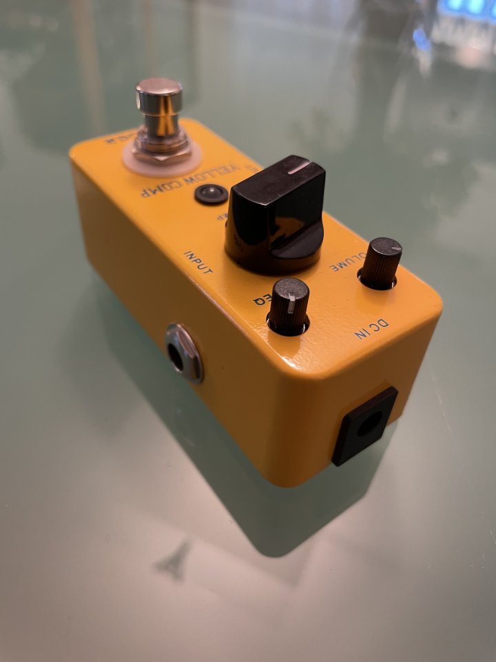 Yellow Comp MOOER