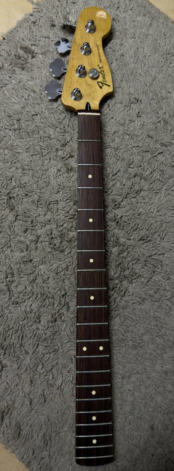 Mástil Fender Precision México de segunda mano · Foto 1 de 4 · Málaga · 180 €