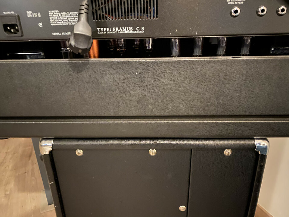 Cabezal y pantalla Framus CS Carlos Santana (Antiguamente Ruby)