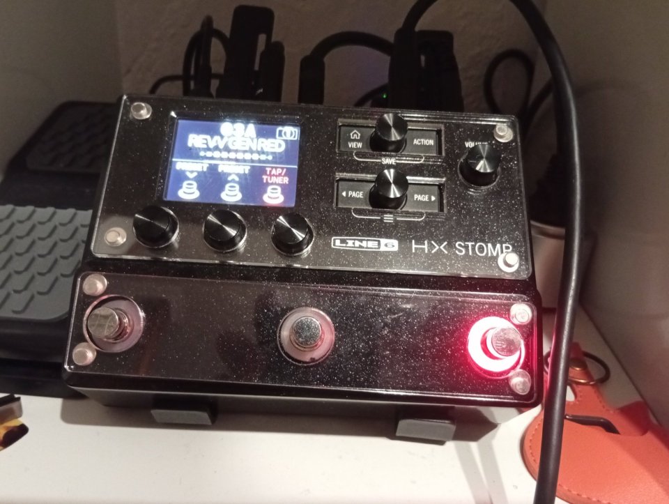 Line 6 Hx stomp de segunda mano · Foto 2 de 4 · Bizkaia · 430 €