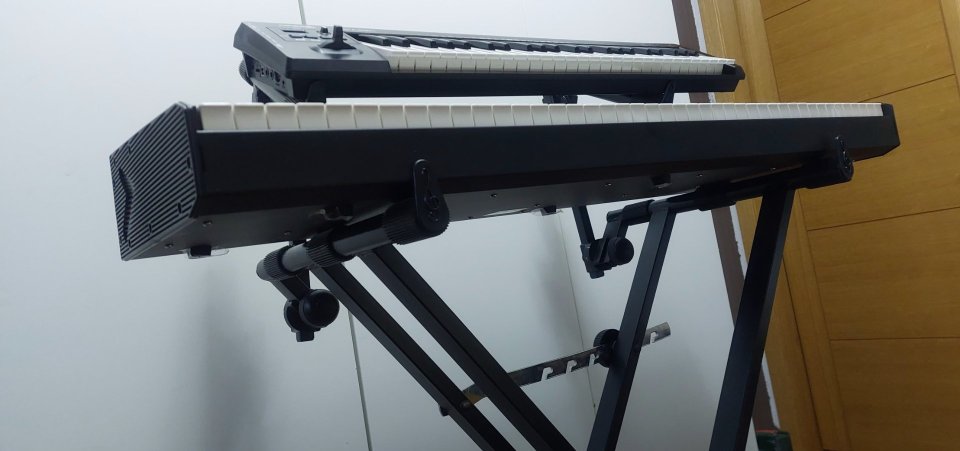 Studiologic sl73 + Roland A-500S + Extras