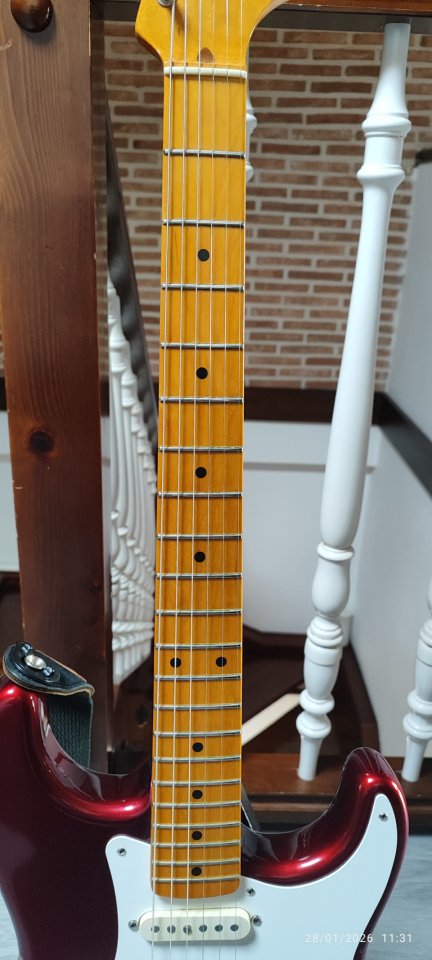 Fender Stratocaster american vintage hot rod 57 - Candy Apple Red