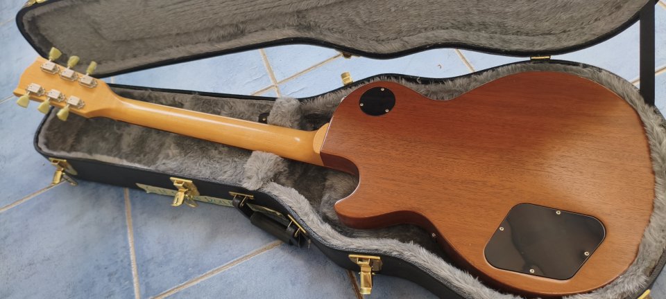 Gibson Les Paul Studio 120th Anniversary - Honey Burts - Vintage Gloss - 2014 de segunda mano · Foto 7 de 11 · Sevilla · 1500 €