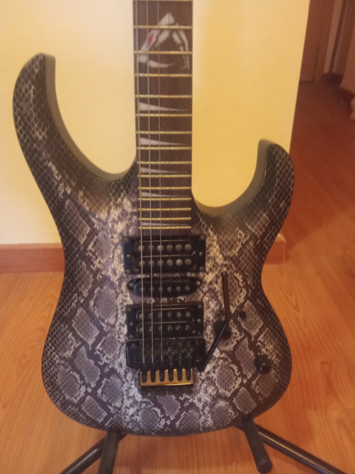 CORT X-6 Viper Snakeskin